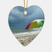Beach Umbrella Heart Keramik Ornament (Links)