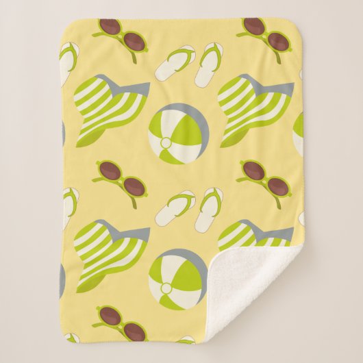 Beach vacay pattern with sunglasses and sun hat  sherpadecke (Vorderseite)
