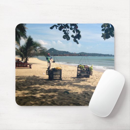 Beach Vendings ... Lamai Beach, Koh Samui Island Mousepad (Mit Mouse)