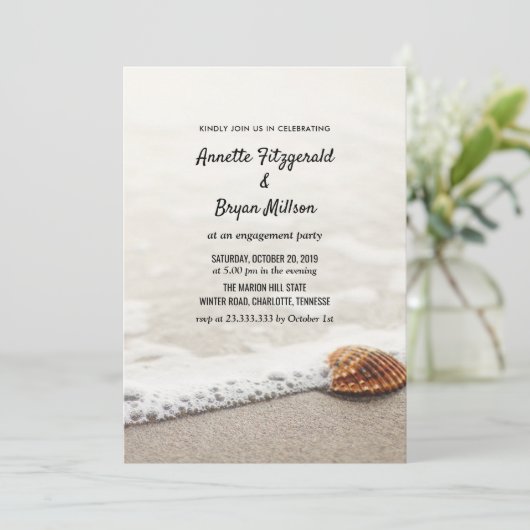 Beach Waves Engagement Party Einladung (Stehend Vorderseite)