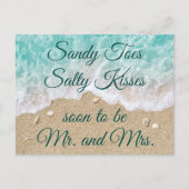 Beach Waves Sandy Toes Salty Kisses Save the Date Ankündigungspostkarte (Vorderseite)