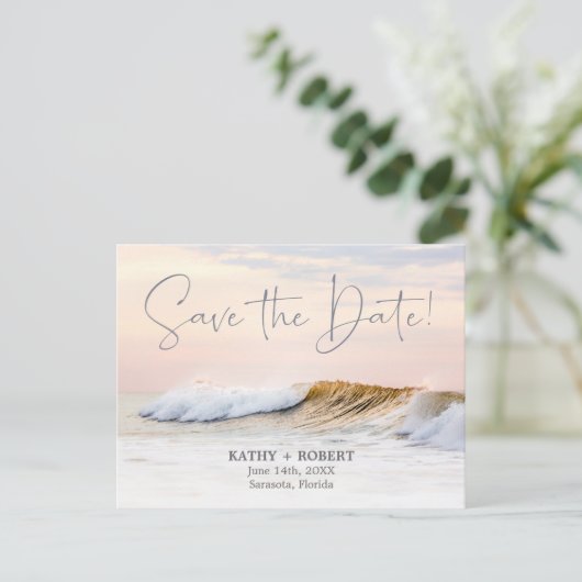 BEACH WEDD SAVE THE DATE POSTCARD | OCEAN WAVES POSTKARTE (Stehend Vorderseite)