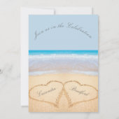 Beach Wedding 2 Herz Sand Wedding Dusty Blue Einladung (Rückseite)
