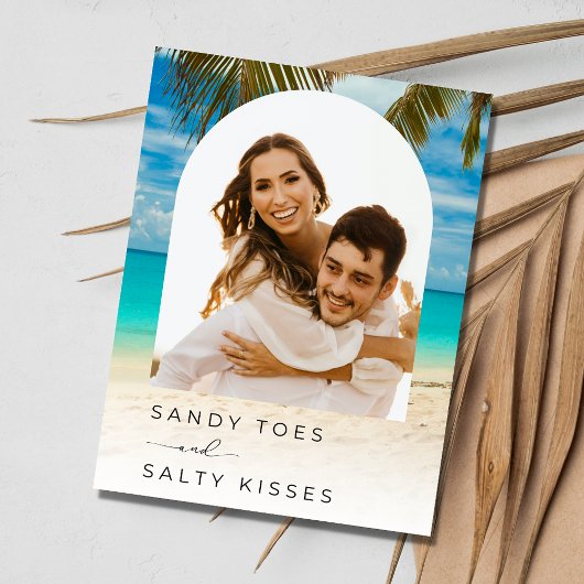 Beach Wedding Arch Foto Budget Save the Date Ankündigungspostkarte