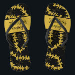 Beach Wedding Guest Danke Badesandalen<br><div class="desc">Hochzeit in schwarz und goldfarben Blume lei gemusterte Flipflops. Der Text auf jedem lautet "Danke für das Kommen!",  aber Sie können jeden Flipflop-Text individuell ändern,  um Ihre eigene Nachricht hinzuzufügen,  falls gewünscht. Sie sind ein lustiges Gästeschenk für Hochzeiten und Party auf der Insel Hawaii</div>