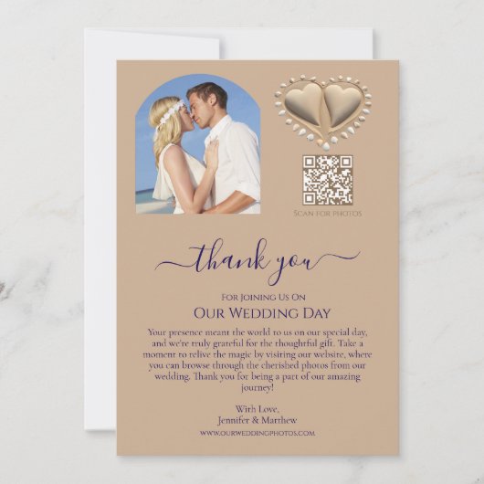 Beach Wedding Sand Hearts Einladung (Vorderseite)