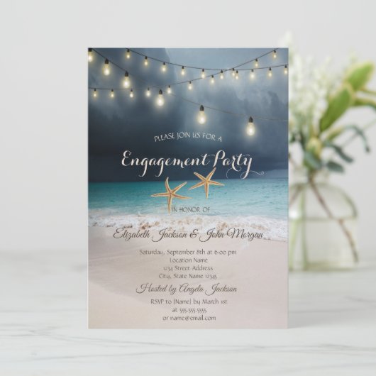 Beach Wedding, Seastars String Lights Verlobung Einladung (Stehend Vorderseite)