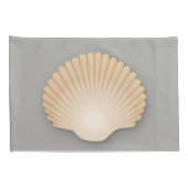 Beachy Tan Scalloped Seashell Kissenbezug (Rückseite-Rechts)