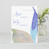 Beachy Vibes Künstlerisch Blue & Tan Wedding Einla Einladung (Stehend Vorderseite)