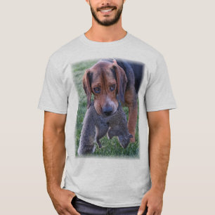 Beagle, der Eichhörnchen zurückholt T-Shirt