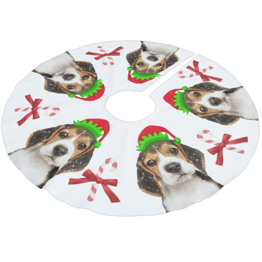 Beagle Dog Elves Candy Canes | weiß Polyester Weihnachtsbaumdecke (Schrägansicht)