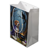 Beagle Dog Whimsical Halloween Malerei Mittlere Geschenktüte (Rückseite Schrägansicht)