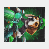 Beagle Hund Fahrrad St. Patrick's Day Fleecedecke (Vorderseite (Horizontal))