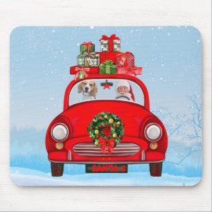 Beagle-Hund im Auto mit dem Weihnachtsmann Mousepad