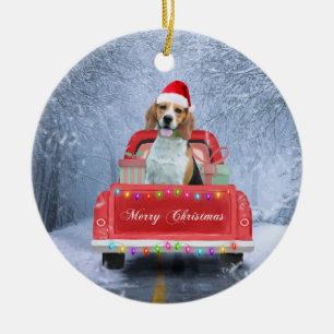 Beagle Hund im Schnee sitzen im Weihnachtswagen Keramik Ornament