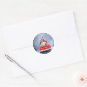 Beagle Hund im Schnee sitzen im Weihnachtswagen Runder Aufkleber (Umschlag)