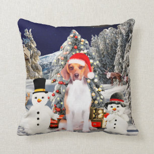 Beagle Hund sitzen in Schnee Weihnachtshut Kissen