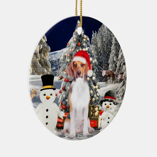 Beagle Hund sitzend am Weihnachtshut am Strand Keramik Ornament (Rechts)