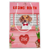 Beagle Hund Valentinstag Kissing-Stand Mittlere Geschenktüte (Vorderseite)