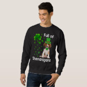 Beagle Hund voll von Shenanigans Leprechaun St Pat Sweatshirt (Vorne ganz)