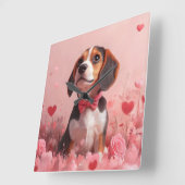 Beagle mit Rose - Valentinstag Quadratische Wanduhr (Winkel)