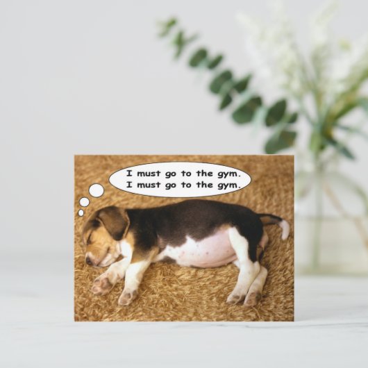 Beagle Pup Dreaming of Get Fit Postkarte (Stehend Vorderseite)