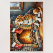 Beagle sitzt neben dem Kamin mit Weihnachtslichter Puzzle (Vertikal)