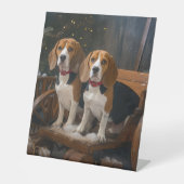 Beagle Snowy Sleigh Weihnachtsdekor Sockelschild (Vorderseite)