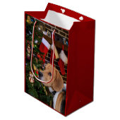 Beagle Weihnachten Mittlere Geschenktüte (Vorderseite Schrägansicht)