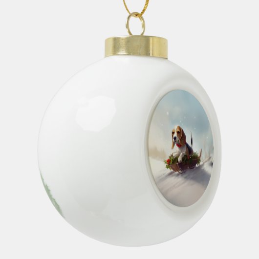 Beagle Weihnachtsschnee im Winter Keramik Kugel-Ornament (Links)
