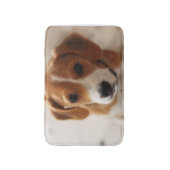 Beagle-Welpe 2 Badematte (Vorderseite Vertikal)