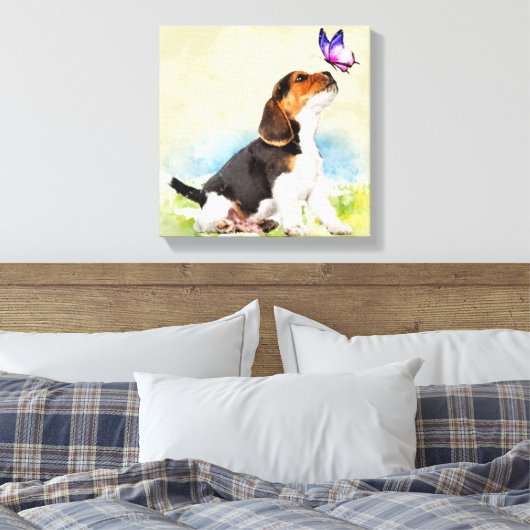 Beagle Welpe mit Schmetterling Leinwanddruck (Insitu (Schlafzimmer))