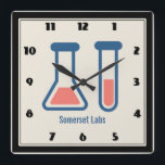 Beaker & Test Tube Science Theme Quadratische Wanduhr<br><div class="desc">Eine Uhr mit einem niedlichen zeichn eines Prüfröhrchens und eines Bechers. Ideal für Wissenschaftsliebhaber.</div>