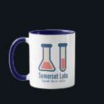 Beaker & Test Tube Science Theme Tasse<br><div class="desc">Eine Tasse mit einem niedlichen zeichn eines Reagenzglases und eines Bechers. Ideal für Wissenschaftsarten.</div>