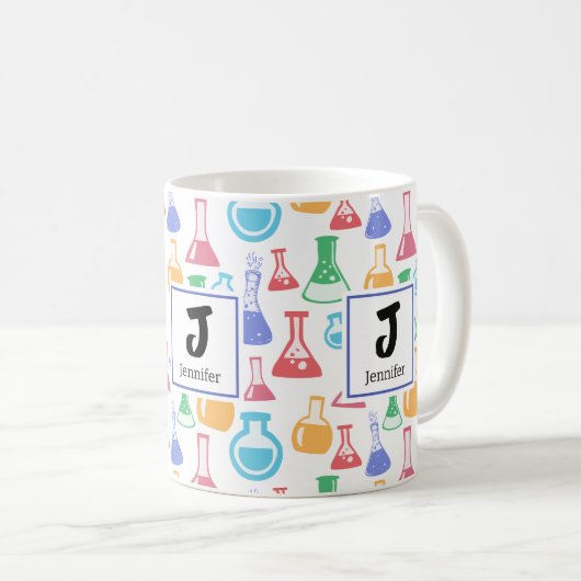 Beakers and Flask Fun Science Pattern Monogram Kaffeetasse (VorderseiteRechts)