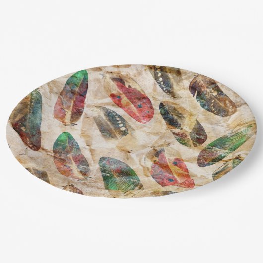 Beängstigend Boho Feathers Pattern Pappteller (Schrägansicht)
