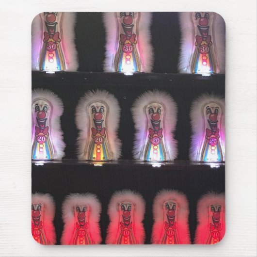 Beängstigende Clowns Boardwalk Arcade Spielfoto Mousepad (Vorne)