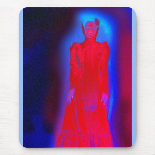 Beängstigende Geisterdame Mousepad (Vorne)