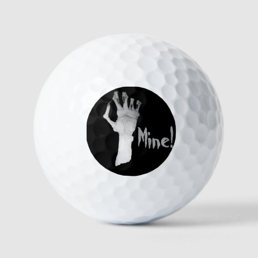 Beängstigende grauenhafte Gnadenmonster geben Golfball (Vorderseite)