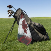 Beängstigende kanadische Flaggengrunge Golfhandtuch (Gras)
