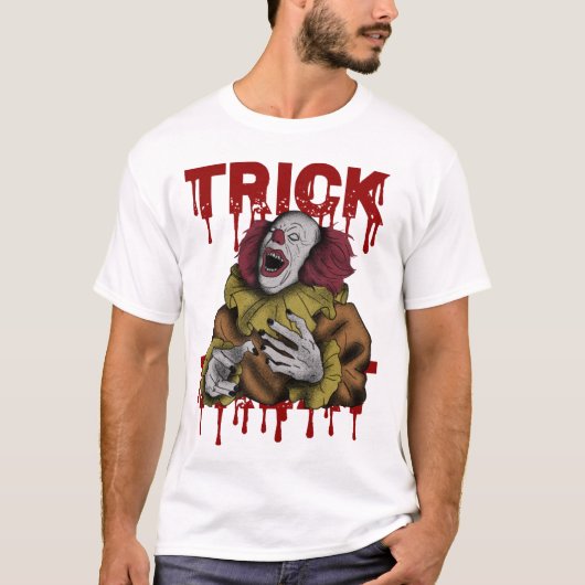 Beängstigender Clown- und Bloody-Text-Trick oder - T-Shirt (Vorderseite)