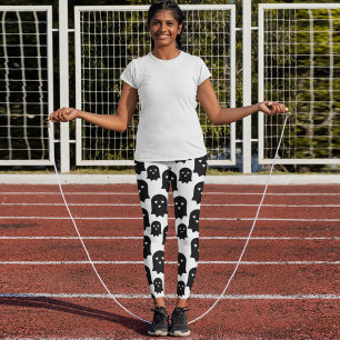 Beängstigender Ghost um Mitternacht Leggings