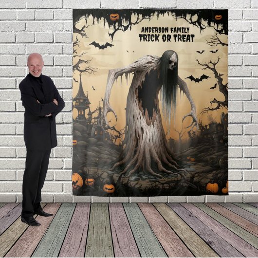 Beängstigender Halloween-Spuk Wald Wandteppich