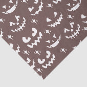 Beängstigender Jack-O' Lantern Faces Brown Hallowe Seidenpapier (Detail)