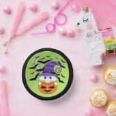 Beängstigender Kürbis mit einer weißen Kitty und e Pappteller (Party)