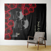 Beängstigender rötlich-blumengotischer Schädel und Wandteppich (Beispiel (Horizontal))