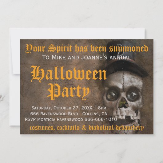 Beängstigender schwarzer Schädel mit Hut-Halloween Einladung (Vorderseite)