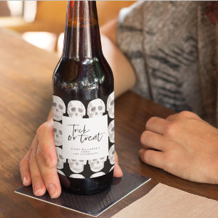 Beängstigender Skulpturentakt oder -bearbeitung Bierflaschenetikett