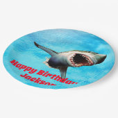 Beängstigendes großes weißer Haifisch-Springen Pappteller (Schrägansicht)