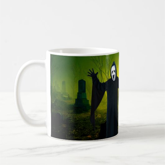 Beängstigendes Halloween. Kaffeetasse (Links)